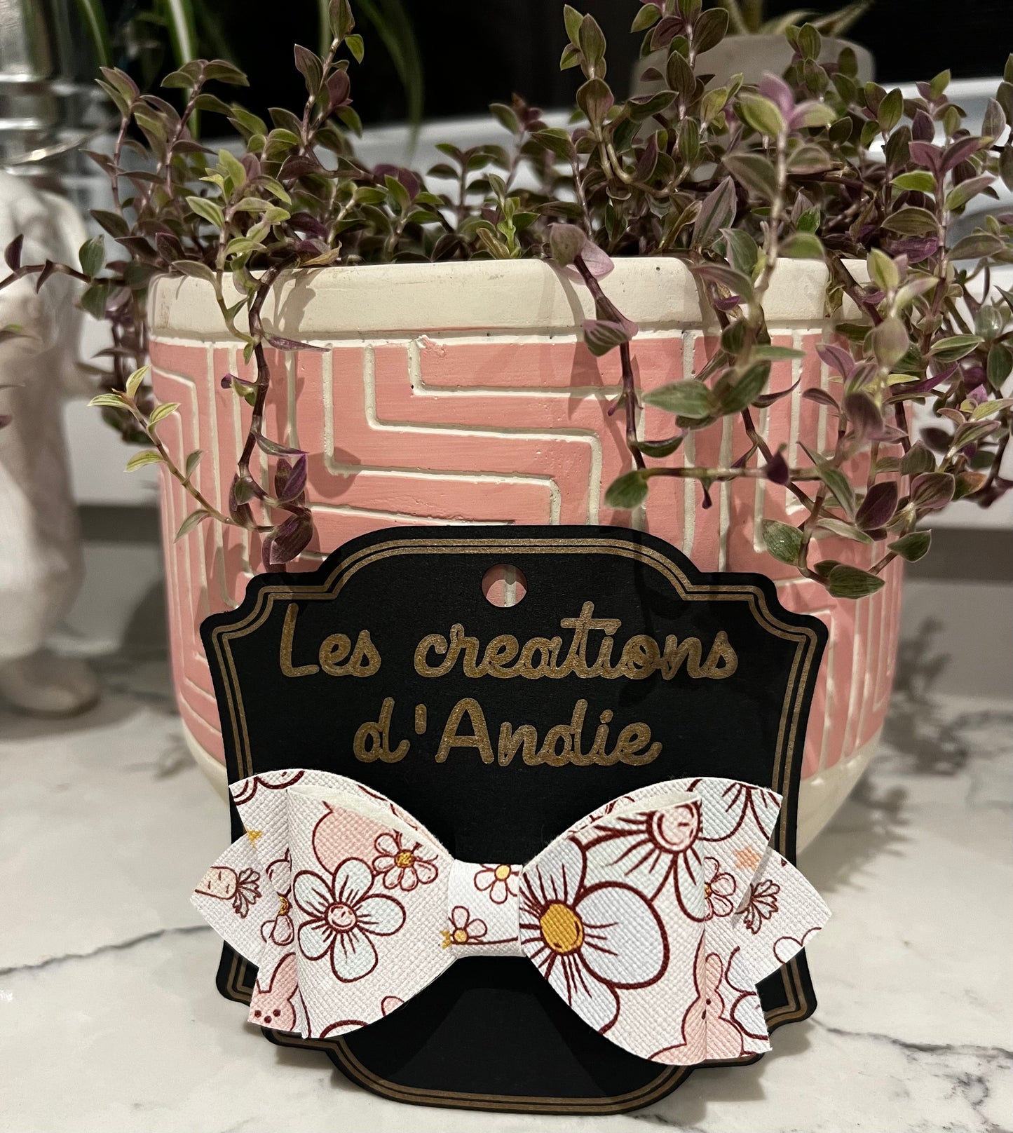 Boucle lapin fleurs