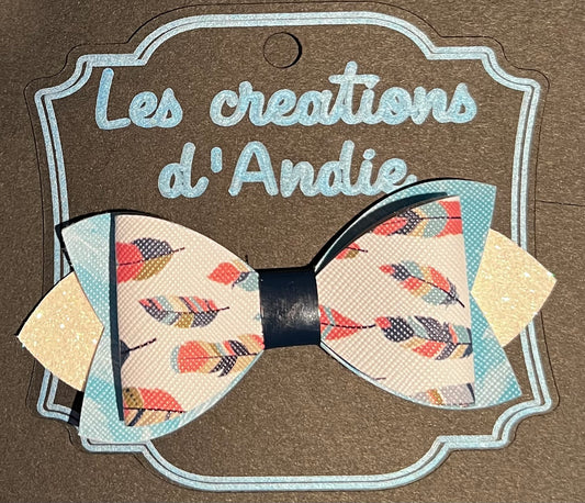 Boucle feuilles roses et bleues